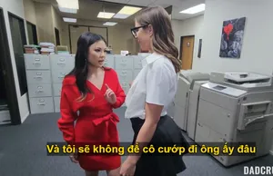 Người má chiều chuộng cậu con trai hết mực, ngay cả khi con bổng dưng “cương cứng”