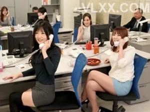 Một tổ chức bí ẩn biến...